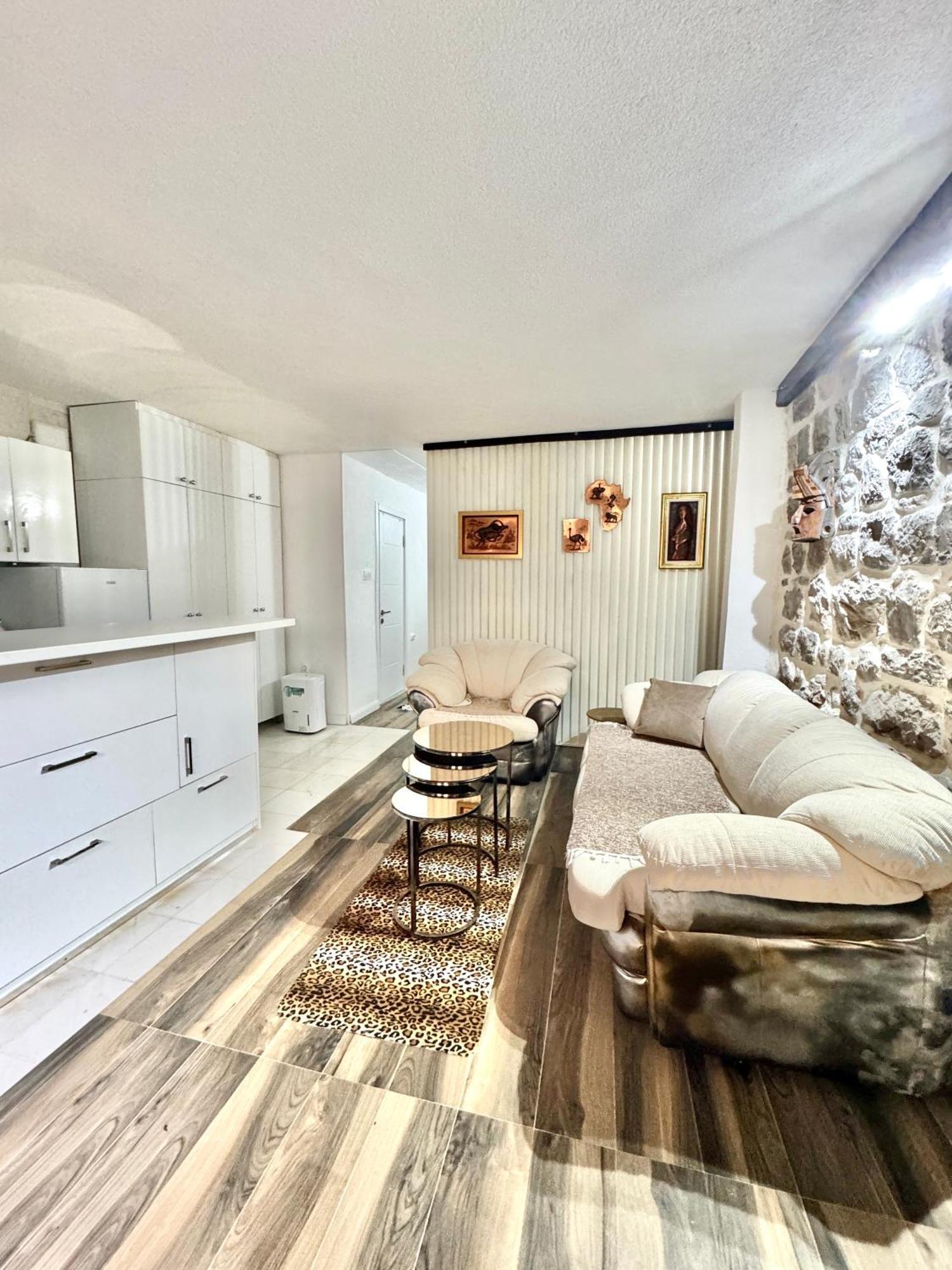 Hearth Of Rose Apartment Herceg Novi Ngoại thất bức ảnh